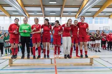 Bild 40 - C-Juniorinnen 2 Loewinnen Cup